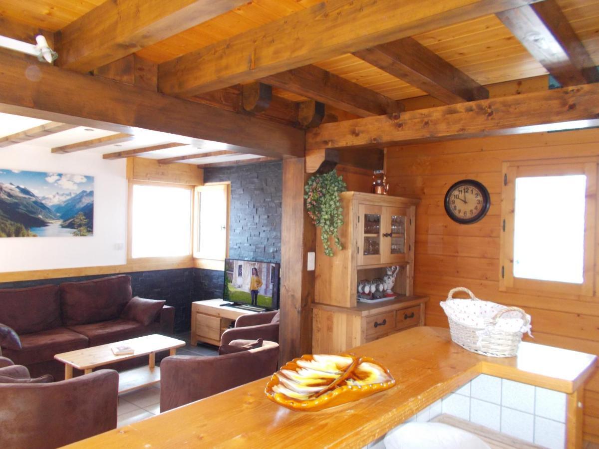 Chalet Jonquille 莱热 外观 照片